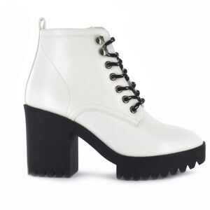 SEVEN7 FOOTWEAR Flatiron Boot size 11 NIB